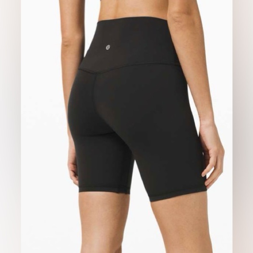 Lululemon Black Align Shorts 8" Inseam Size 2 Bike Running Yoga Soft Cute